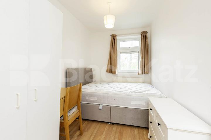 			4 Bedroom, 1 bath, 1 reception Apartment			 Hilldrop Road, Tufnell Park 